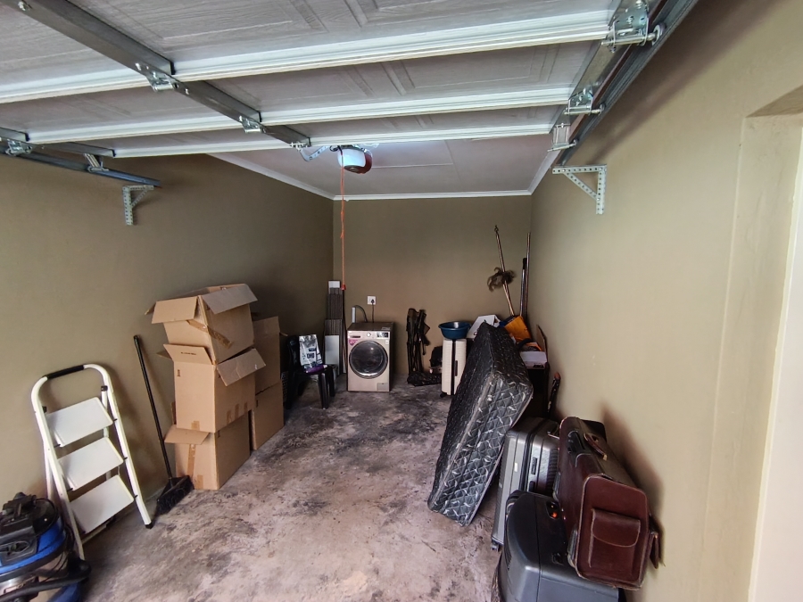 3 Bedroom Property for Sale in Waterval East North West